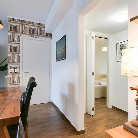Mila Battista Apartamento Milão