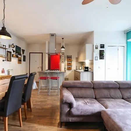 Apartament Mila Battista *