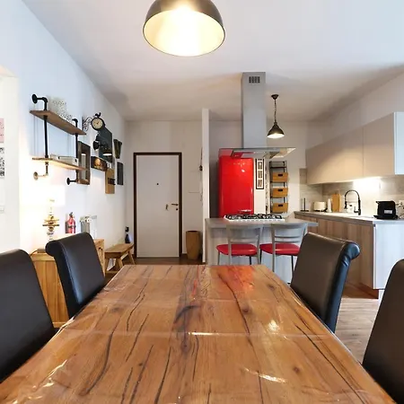 Apartament Mila Battista Mediolan